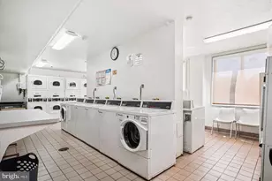 6641 Wakefield Dr, Alexandria, VA 22307 - Photo 32