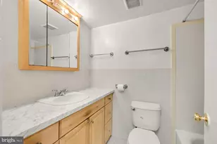 2911 Charing Cross Rd, Falls Church, VA 22042 - Photo 22