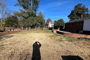 401 Moorefield Rd SW, Vienna, VA 22180 - Photo 6