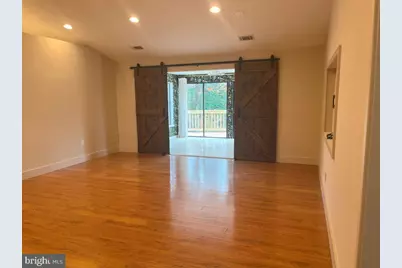 10401 Pearl Street, Fairfax, VA 22032 - Photo 8