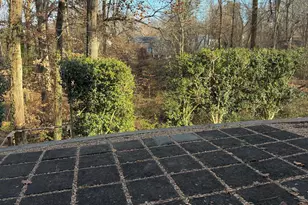 5206 Easton Dr, Springfield, VA 22151 - Photo 36