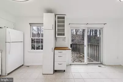 5037 Head Court, Fairfax, VA 22032 - Photo 2