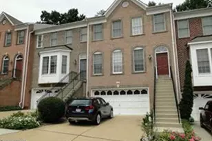 106 Shepherdson Ln NE, Vienna, VA 22180 - Photo 1