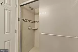 7221 Tyler Ave, Falls Church, VA 22042 - Photo 40