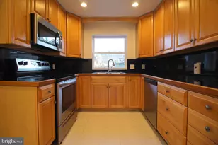 2129 Grayson Pl, Falls Church, VA 22043 - Photo 6