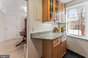 6715 W Wakefield Dr, Alexandria, VA 22307 - Photo 14