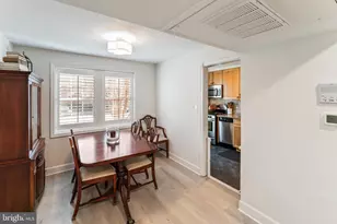 6715 W Wakefield Dr, Alexandria, VA 22307 - Photo 12