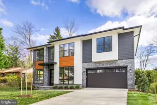 125 Casmar St SE, Vienna, VA 22180 - Photo 2