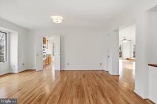 9111 Wood Spice Ln, Lorton, VA 22079 - Photo 12