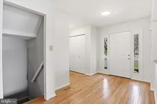 9111 Wood Spice Ln, Lorton, VA 22079 - Photo 8