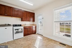 6647 Tack House Trl Trail, Centreville, VA 20120 - Photo 46