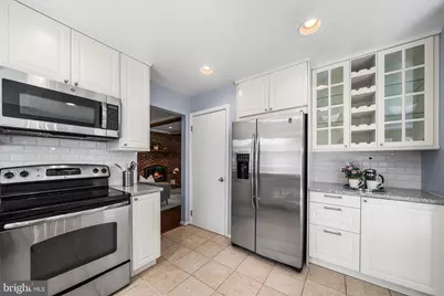 7115 Hundsford Lane, Springfield, VA 22153 - Photo 24