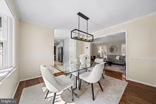 7115 Hundsford Ln, Springfield, VA 22153 - Photo 16