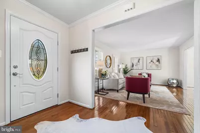 7115 Hundsford Lane, Springfield, VA 22153 - Photo 8