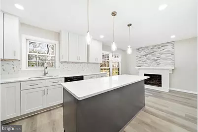 10360 Hampshire Green Avenue, Fairfax, VA 22032 - Photo 1