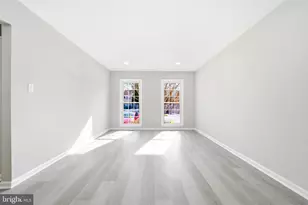 10360 Hampshire Green Ave, Fairfax, VA 22032 - Photo 24