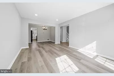 10360 Hampshire Green Avenue, Fairfax, VA 22032 - Photo 26