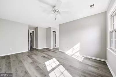 10360 Hampshire Green Avenue, Fairfax, VA 22032 - Photo 18