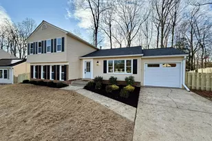 9077 Brook Ford Rd, Burke, VA 22015 - Photo 2