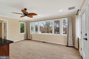 13142 New Parkland Dr, Herndon, VA 20171 - Photo 22