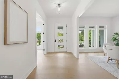 2530 Stuart Place, Falls Church, VA 22046 - Photo 4