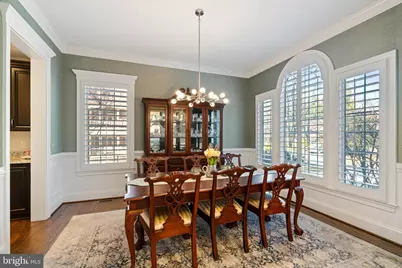 1604 Colonial Lane, McLean, VA 22102 - Photo 6