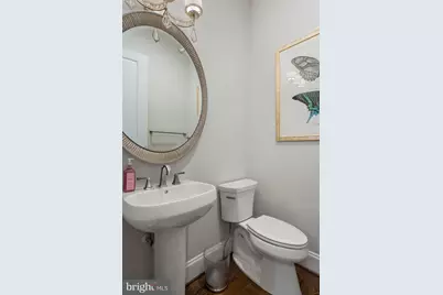 1604 Colonial Lane, McLean, VA 22102 - Photo 22