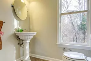 710 Parrish Farm Ln, Great Falls, VA 22066 - Photo 22