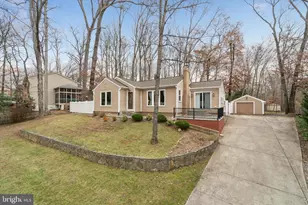 6609 Wren Dr, Springfield, VA 22150 - Photo 2