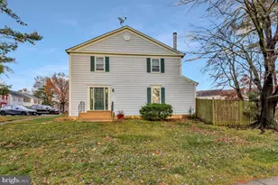 7865 Parthian Ct, Springfield, VA 22153 - Photo 40