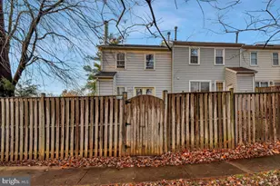 7865 Parthian Ct, Springfield, VA 22153 - Photo 36