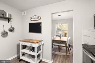 9728 Kingsbridge Dr, Fairfax, VA 22031 - Photo 14