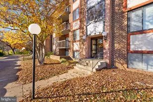 9728 Kingsbridge Dr, Fairfax, VA 22031 - Photo 38