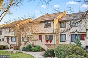 2716 Glengyle Dr, Vienna, VA 22181 - Photo 2