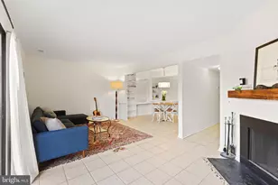 2716 Glengyle Dr, Vienna, VA 22181 - Photo 10