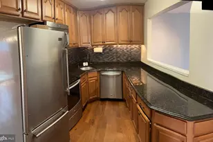 7943 Timarand Ct, Lorton, VA 22079 - Photo 10