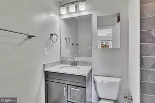 6146 Brook Dr, Falls Church, VA 22044 - Photo 24