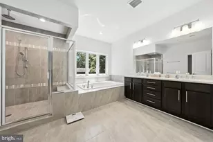 5604 Clermont Dr, Alexandria, VA 22310 - Photo 4
