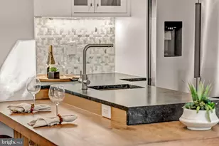 5921 Chesterbrook Rd, McLean, VA 22101 - Photo 28