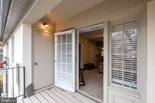 8354 Dunham Ct, Springfield, VA 22152 - Photo 18