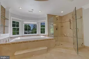 6529 Fairlawn Dr, McLean, VA 22101 - Photo 12