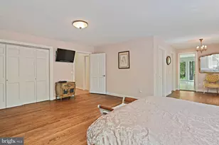 951 Captain Hickory Dr, Great Falls, VA 22066 - Photo 30