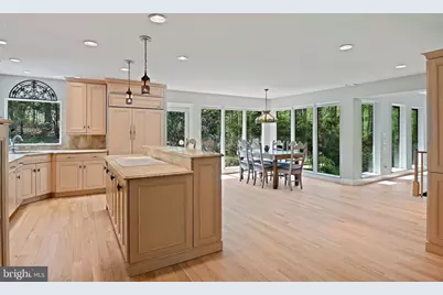 951 Captain Hickory Drive, Great Falls, VA 22066 - Photo 10