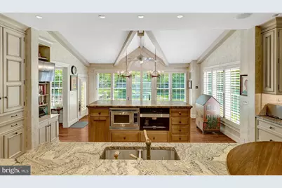 801 Olde Georgetown Court, Great Falls, VA 22066 - Photo 16