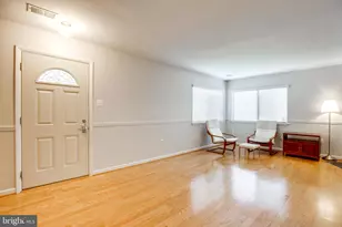 10605 Summer Oak Ct, Burke, VA 22015 - Photo 6