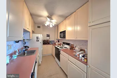 2059 Huntington Avenue #903, Alexandria, VA 22303 - Photo 8