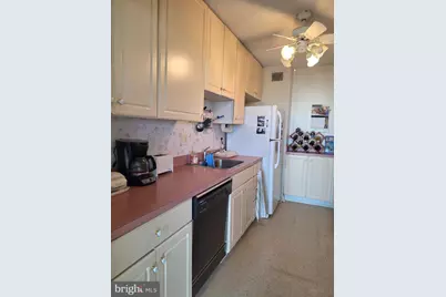2059 Huntington Avenue #903, Alexandria, VA 22303 - Photo 10