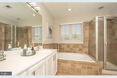 2558 Banshire Drive, Herndon, VA 20171 - Photo 14