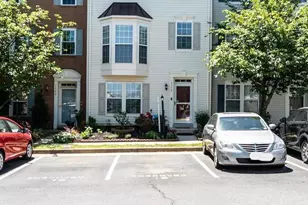 2558 Banshire Dr, Herndon, VA 20171 - Photo 1