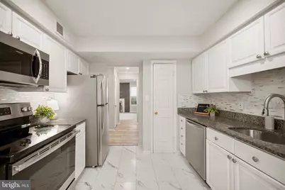 7526 Oldham Way, Alexandria, VA 22315 - Photo 2